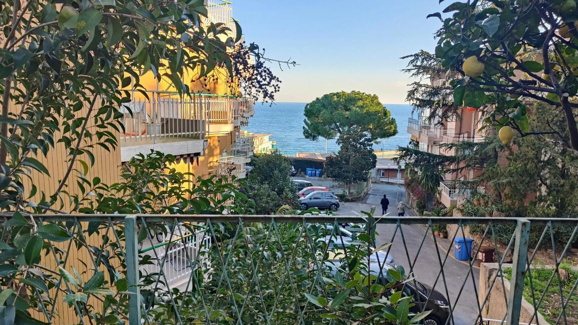 Alishome, Elegante Trilocale Con Vista Mare E Giardino Sanremo