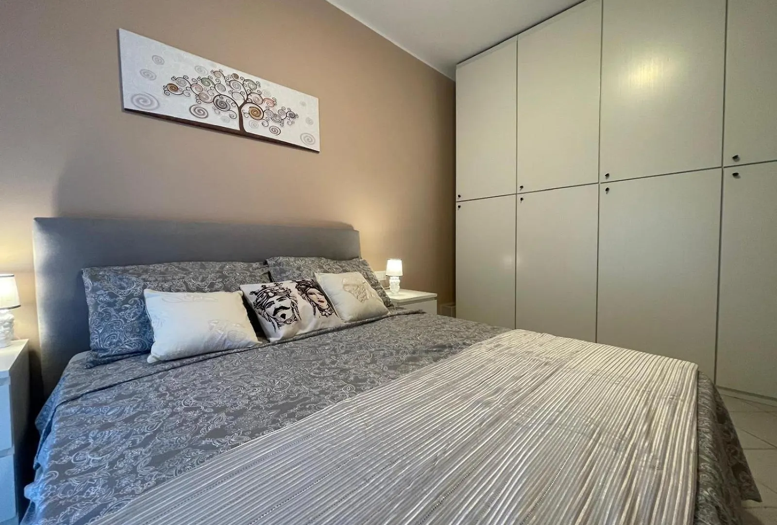 Apartment Alishome, Elegante Trilocale Con Vista Mare E Giardino Sanremo Italy