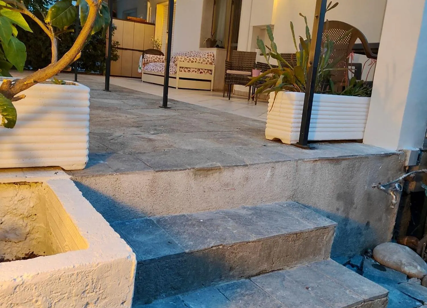 Alishome, Elegante Trilocale Con Vista Mare E Giardino Sanremo