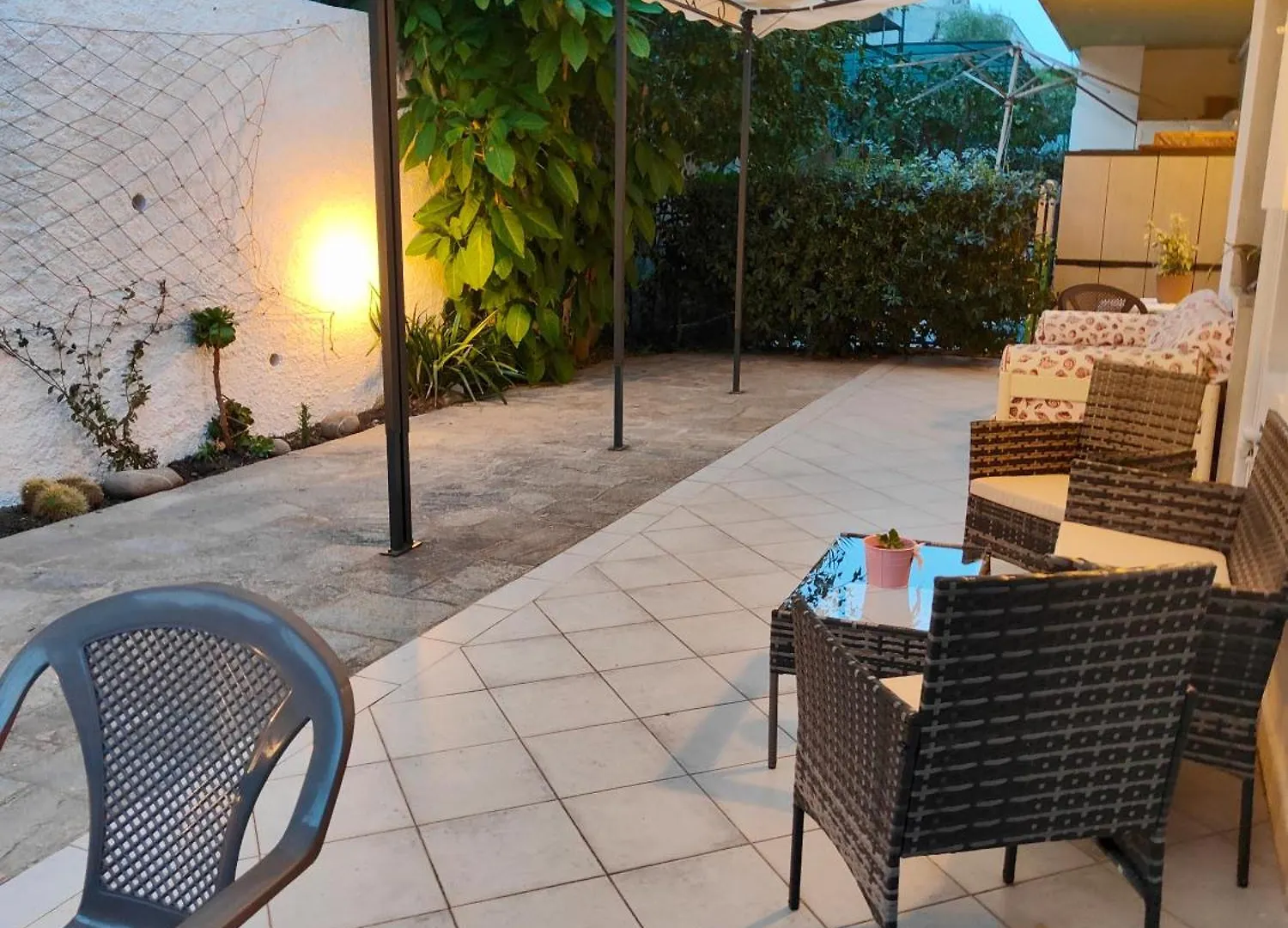 Alishome, Elegante Trilocale Con Vista Mare E Giardino Sanremo Apartment