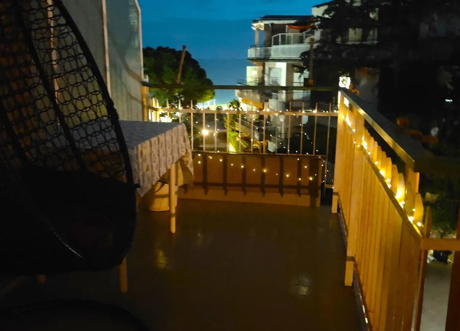 Alishome, Elegante Trilocale Con Vista Mare E Giardino Sanremo Apartment