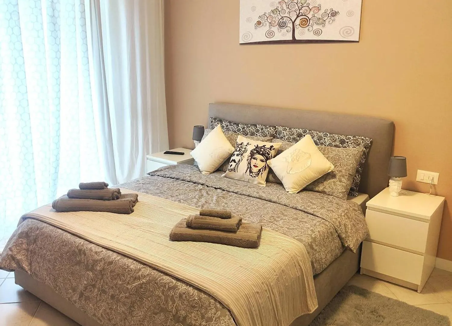 Apartment Alishome, Elegante Trilocale Con Vista Mare E Giardino Sanremo